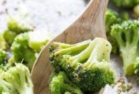 Golden Garlic Roasted Broccoli