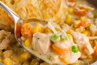 Easy Slow Cooker Chicken Pot Pie