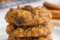 Chewy Raisin Oat Delights