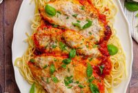 Effortless Slow Cooker Chicken Pomodoro