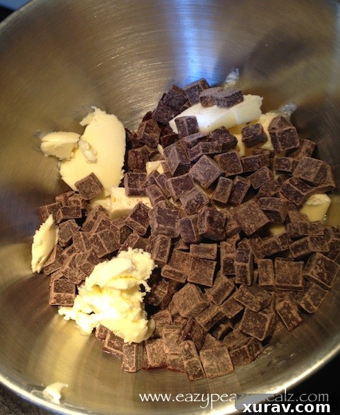 Smooth, melted dark chocolate mixture