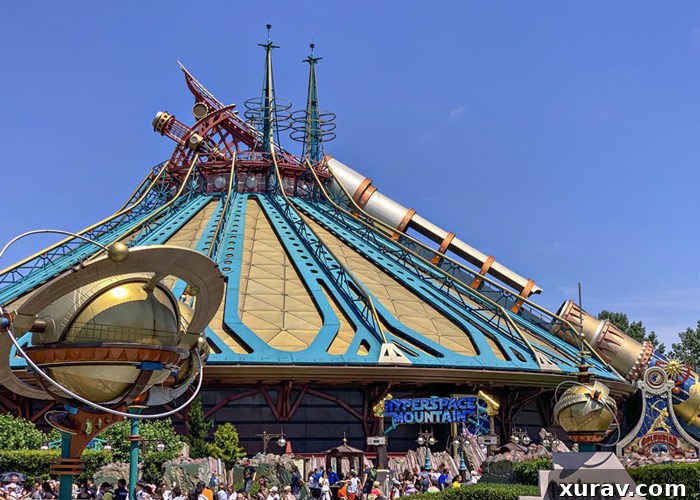 Star Wars Hyperspace Mountain ride