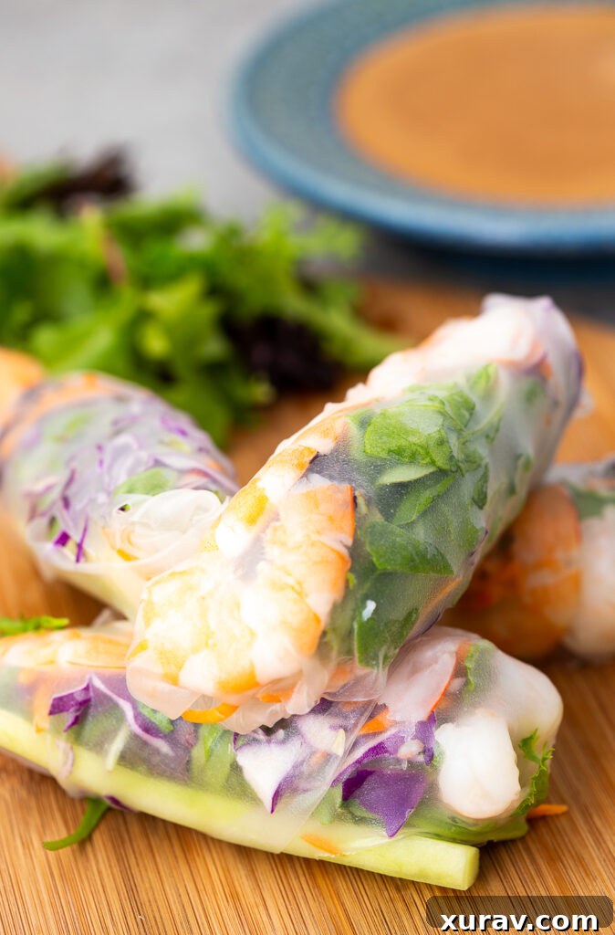 How to make spring rolls with fresh vegetables and mint