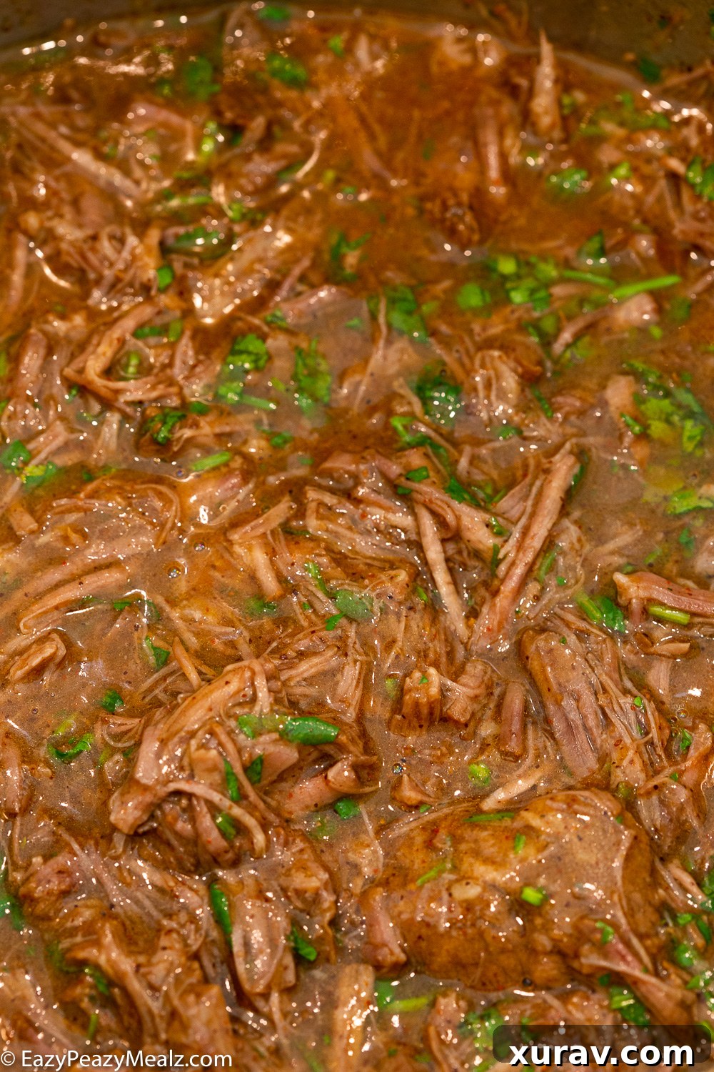 How to make instant pot shredded beef