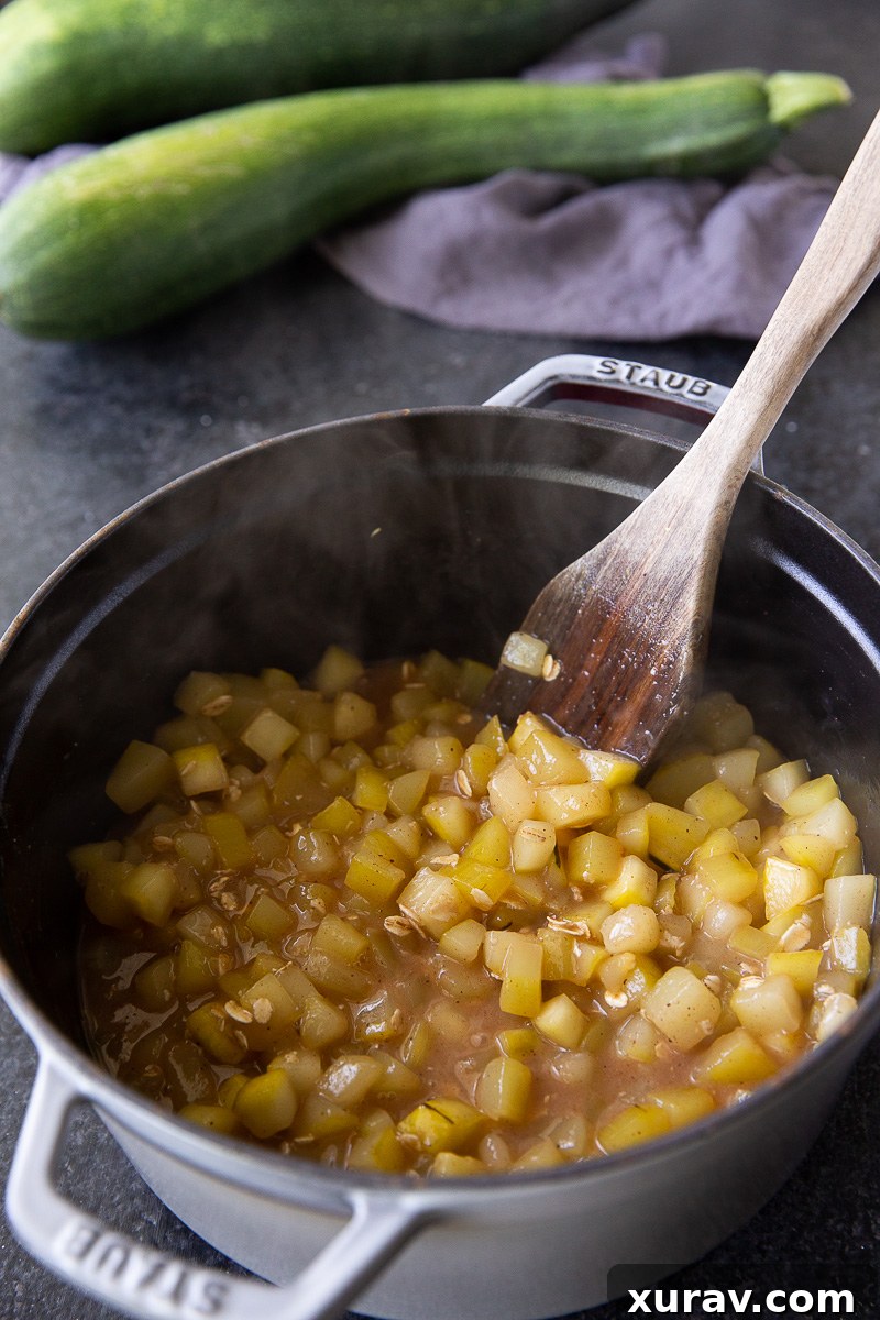 Zucchini filling for a crisp
